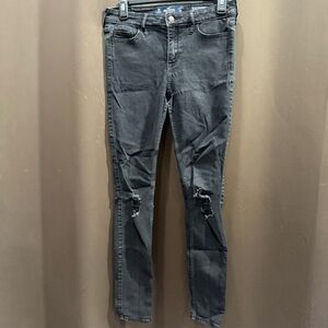 Hollister Classic Black Denim Mide Rise Skinny Size 5R
